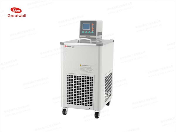 HX系列恒温循环器